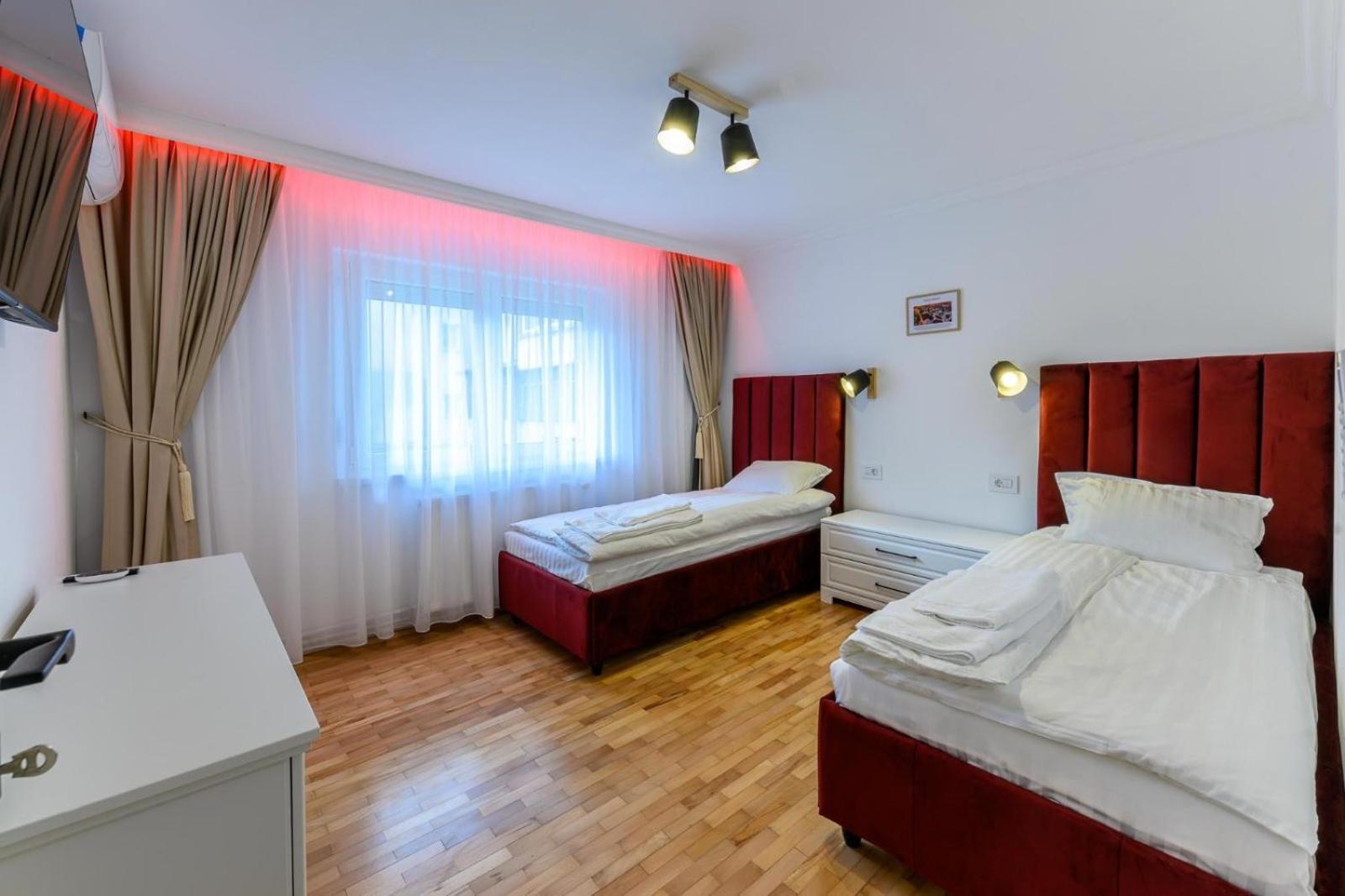 Five Stars Apartment 蒂米什瓦拉 外观 照片
