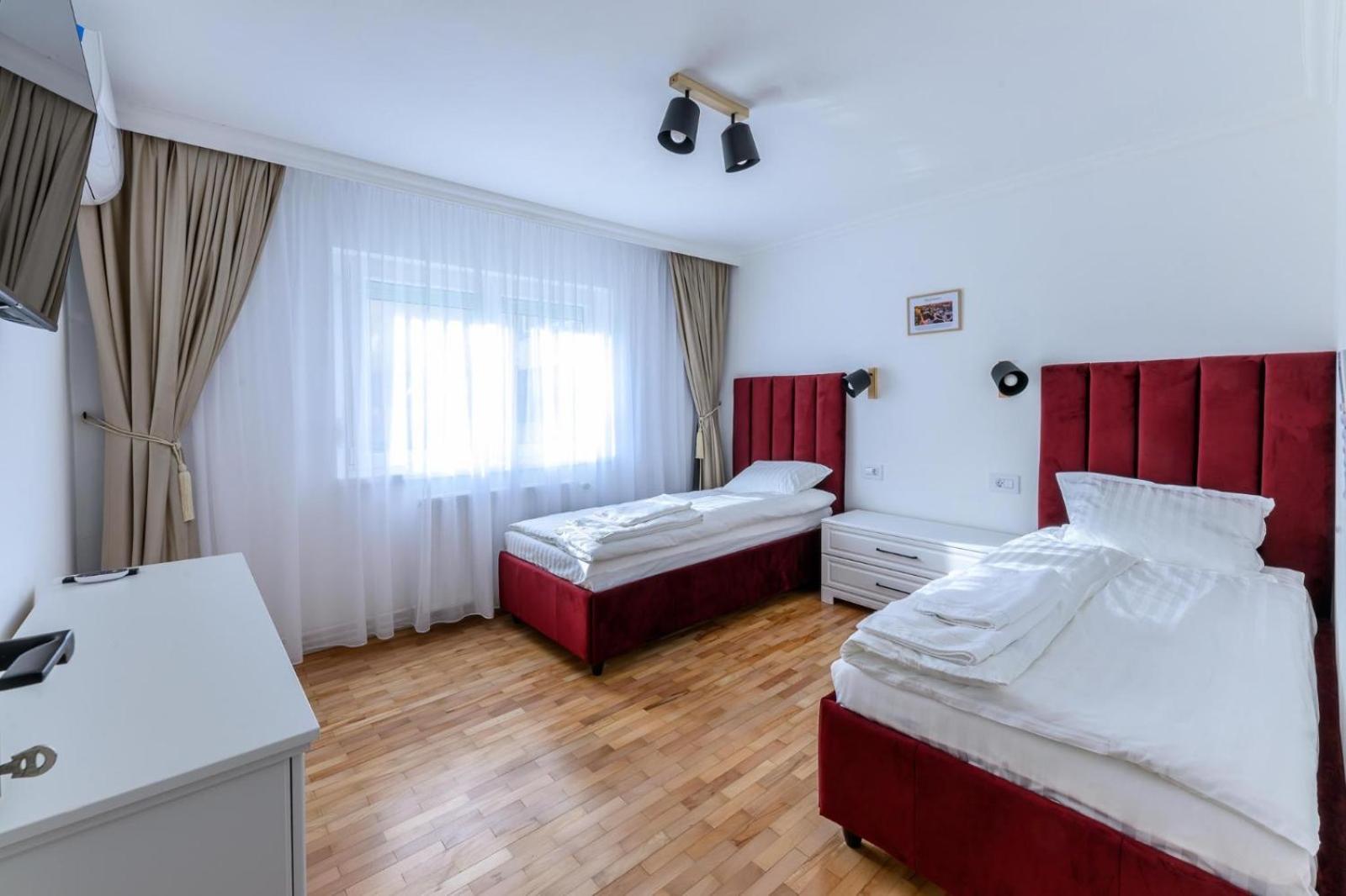 Five Stars Apartment 蒂米什瓦拉 外观 照片