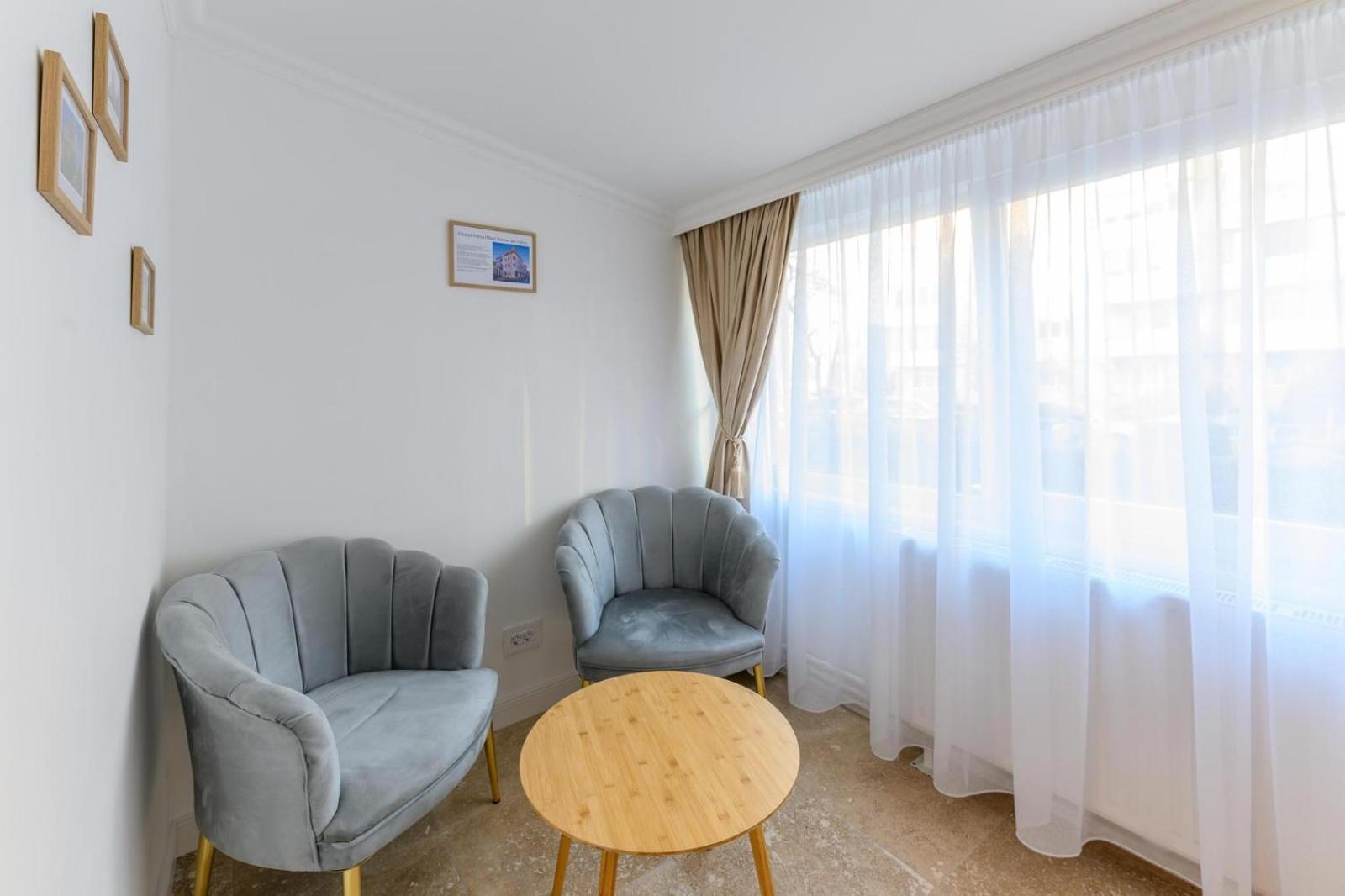 Five Stars Apartment 蒂米什瓦拉 外观 照片