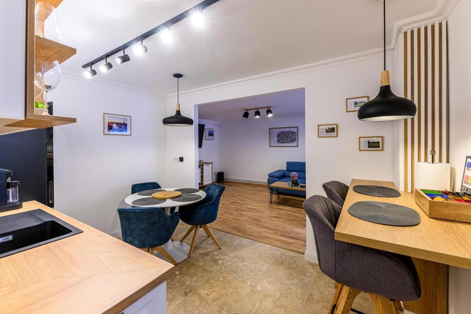 Five Stars Apartment 蒂米什瓦拉 外观 照片